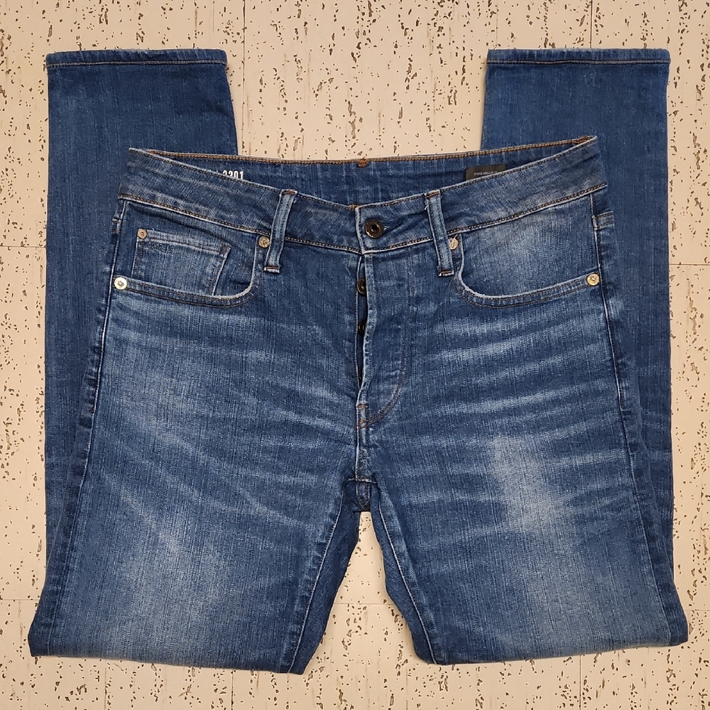 G-Star Raw 3301 Blue Wash Slim Tapered Fit Lightly Distressed Tapered Jeans